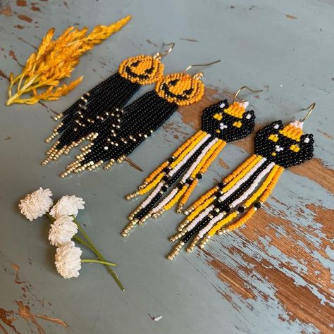 Halloween Fringe Earrings, Seed Bead Halloween Earrings, Halloween Brick Stitch Earrings, Halloween Seed Bead Earrings, Halloween Earrings Diy, Beaded Halloween Earrings, Halloween Beaded Earrings, Halloween Earrings Beaded, Halloween Beaded Jewelry