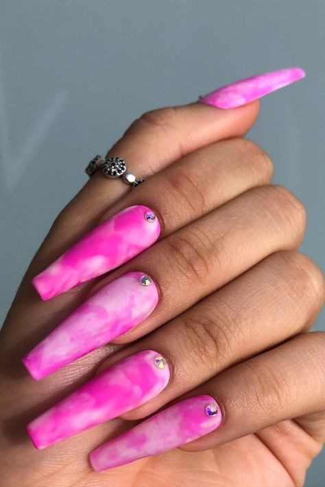 Nails Inspo Coffin, Hot Pink Nails, Ombre Acrylic Nails, Long Square Acrylic Nails, Pink Nail Designs, Gem Nails, Kawaii Nails, Trendy Nail Design, Acrylic Nails Coffin