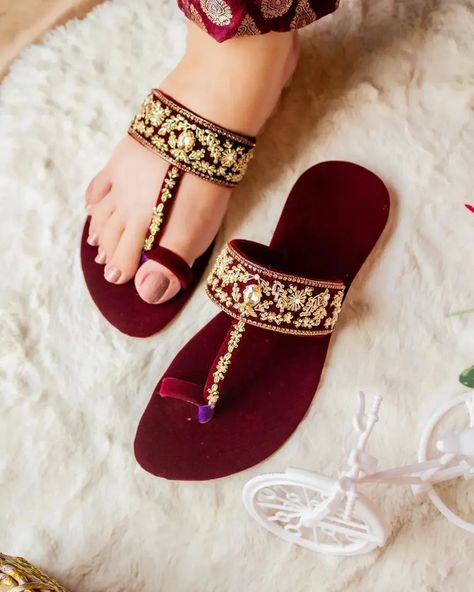 Shahi is a traditional Kolhapuri intricated with high quality handwork enriched with jewels and dubka work making your look more desi and stylish and endorse you in the event . . Order now your favourite Kolhapuri DM to order now . . High quality First grade Sheet Sole Highly comfortable Velvet Material All sizes available . . . #khussalovers #fashionshoes #pakistanfashion #elevora #elevorastore Kholapuri Chappal For Women, Bridal Sandals Heels, Blossom Season, Pakistan Fashion, Bridal Sandals, Diy Life, Velvet Material, First Grade, Order Now