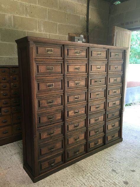 Apothecary Furniture, Apothecary Cabinet, Card Catalog, Unique Furniture Pieces, Industrial Living, Drawer Design, Antique Cabinets, Dream Decor, Beautiful Furniture