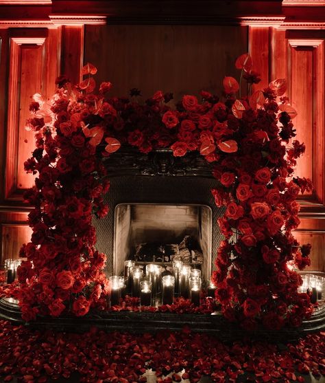 Gothic Valentines Aesthetic, Gothic Proposal Ideas, Dark Valentines Aesthetic, Valentine’s Day Wedding, Gothic Valentines Day, Valentines Aesthetic, Gothic Romance, Black Tie, Wedding Day