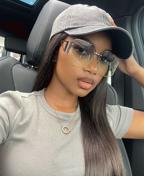 Cute Ball Cap Outfits, Big Chop Natural Hair, Car Selfies, Glasses Fashion Women, Sassy Outfit, Effortlessly Chic Outfits, Girls Braids, Casual Day Outfits, Classy Casual Outfits