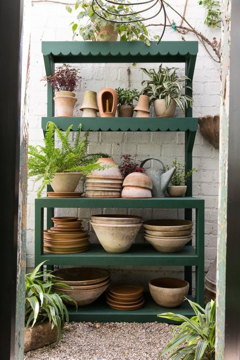 Trending on Remodelista: Our New Wish List - Gardenista Garden Diy Decoration Ideas, Garden Shelf, Potting Station, Nickey Kehoe, Potting Tables, Potting Table, Potting Bench, How To Store, Potting Shed