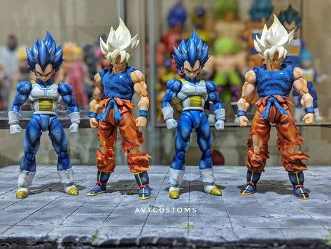 Super Saiyan Blue, Anime Stars, Funny Comic Strips, Dbz Art, Goku And Vegeta, Figure Photography, Figure Sketching, Samurai Swords, Dragon Ball Goku