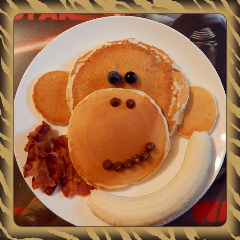 Zoo Themed Breakfast, Animal Shaped Pancakes, Pancake Shape Ideas, Animal Pancakes Kids, Monkey Food Ideas, Kid Pancake Ideas, Pancake Animals For Kids, Cute Pancakes Ideas, Fun Pancakes For Kids