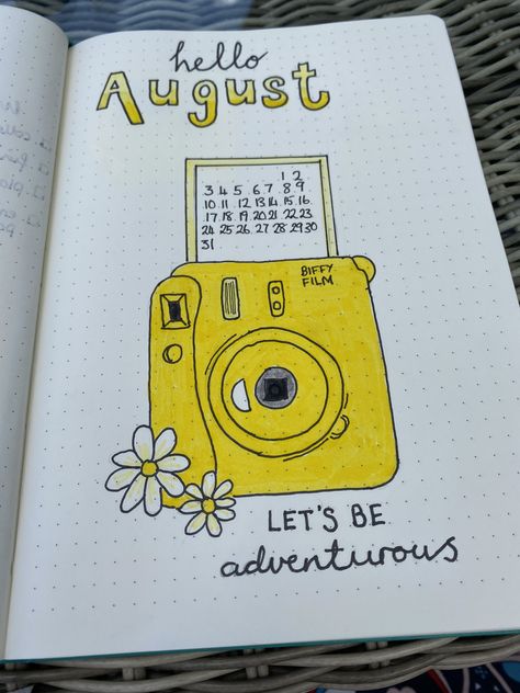 Journal For August, Bulett Journal Page Ideas August, August Scrapbook Ideas, August Journal Page, August Planner Ideas, Journal Ideas August, Bullet Journal Ideas Pages Monthly, August Journal Cover, Notebook Cover Design Drawing