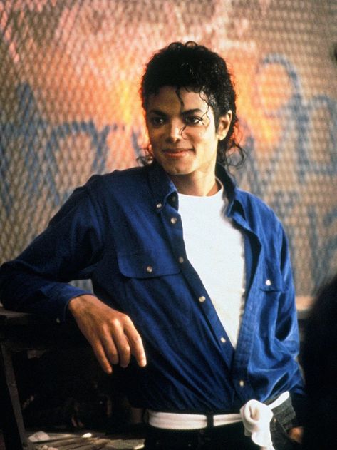 Michael Jackson Hot, Michael Jackson Bad Era, Hee Man, Michael Jackson Wallpaper, Photos Of Michael Jackson, Michael Jackson Smile, Joseph Jackson, Michael Jackson Bad, Michael Jackson Pics