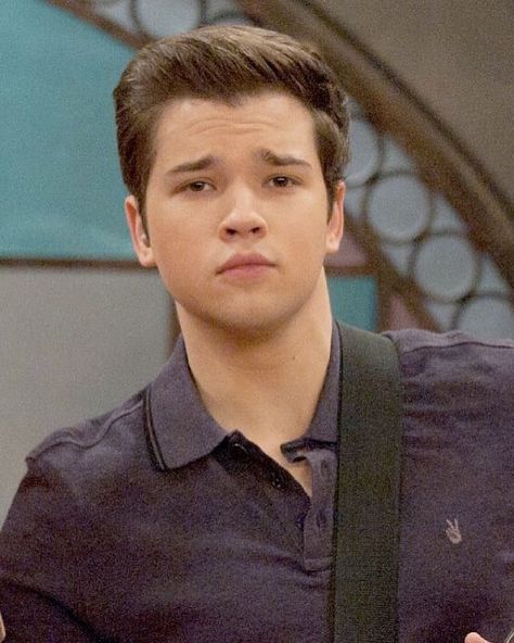 Freddy From Icarly, I Carly, Freddie Benson, 2000s Boys, Freddie My Love, Nathan Kress, Hello Kitty Colouring Pages, Hello Kitty Coloring, Miranda Cosgrove