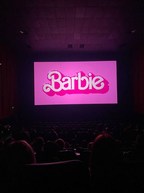 Preppy Movie Theater Background, Barbie Movie Theater, Zepeto Background Aesthetic Living Room, Theater Aesthetic, Movie Theater Aesthetic, Aesthetic Poses, Zepeto Background, Summer Board, Movie 2023