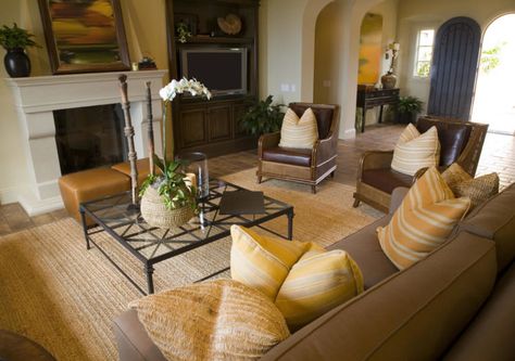 Brown Walls Living Room, Formal Living Room Designs, Dresser In Living Room, Brown Living Room Decor, Brown Couch Living Room, Brown Couch, Living Room Warm, Couch Design, Brown Furniture