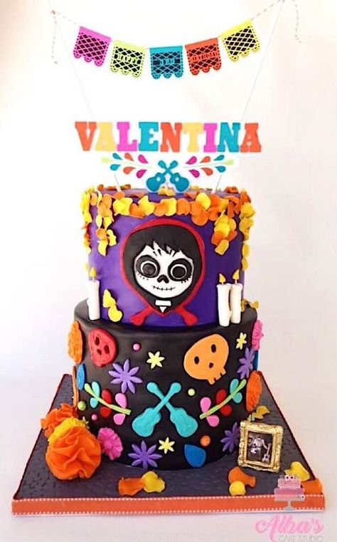 10 Drop Dead Gorgeous Cakes For Dia de los Muertos — Cake Wrecks Coco Birthday Cake, Coco Cake, Coco Birthday, Coco Disney, Fiesta Cake, Movie Cakes, Cake Wrecks, Girl Bday Party, 2nd Birthday Party Themes