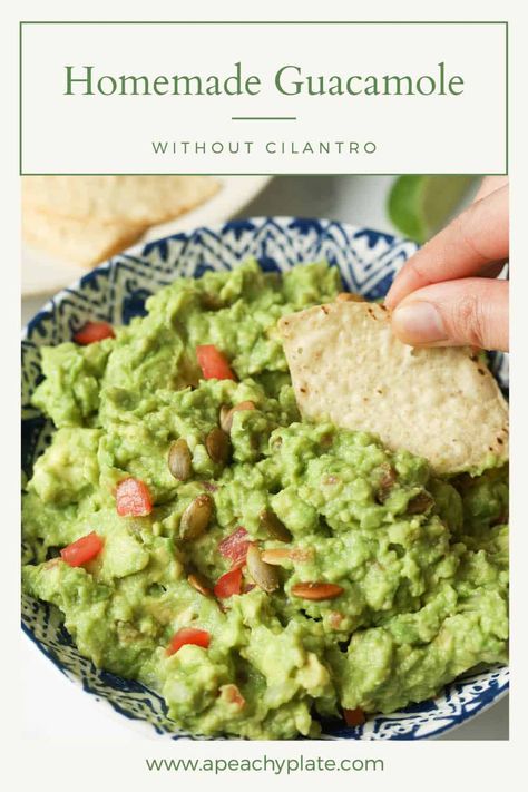 No Cilantro Guacamole Recipe, Quacomale Recipe, Guacamole Recipe No Cilantro, Guacamole Recipe Without Cilantro, Guacamole Recipe Easy Homemade, Fresh Spinach Dip, Guac Dip, Mexican Guacamole Recipe, Chunky Guacamole Recipe