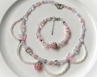 CuteBeadsbyTinna - Etsy China Fairycore Jewelry, Clock Making, Strawberry Necklace, Seed Bead Choker, Gelang Manik-manik, Pretty Jewelry Necklaces, Diy Jewelry Unique, Bead Choker, Kpop Style