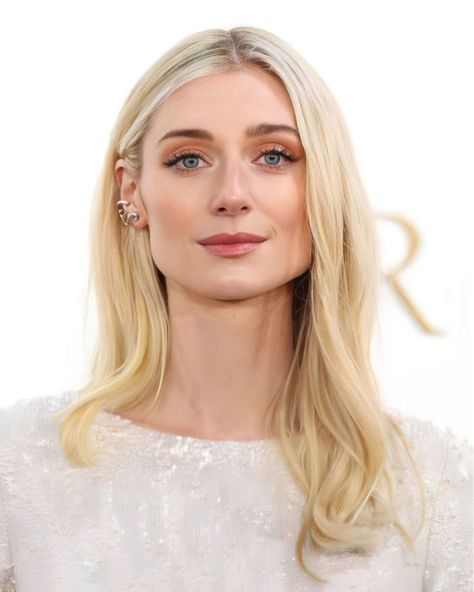 Elizabeth Debicki Style, Elizabeth Debicki Hair, Elisabeth Debicki, Blonde Actresses, Elizabeth Debicki, Festival Hall, Carey Mulligan, Elizabeth Olsen, Girl Crushes