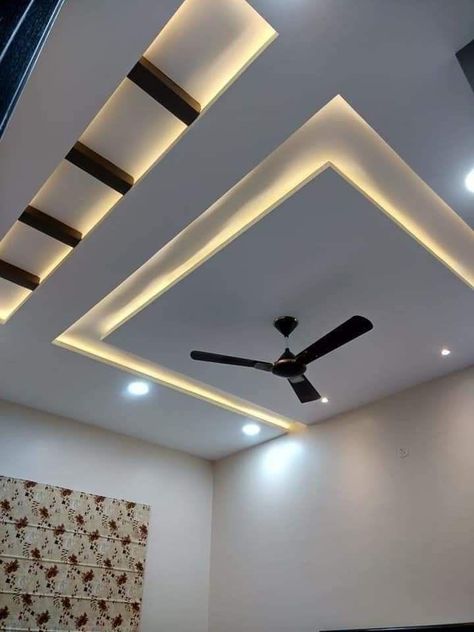 Celling decor ideas Latest False Ceiling Designs, Kitchen Ceiling Design, Simple False Ceiling Design, Bungalow Interiors, Gypsum Ceiling Design, Luxury Ceiling Design, Bedroom Pop Design, Simple Ceiling Design, Fall Ceiling