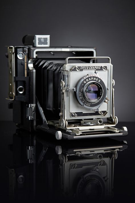 https://flic.kr/p/pB8c3J | SPEED GRAPHIC | SPEED GRAPHIC 3¼ x 4¼  Graflex Optar 135mm f/4.7 3¼ x 4¼ Medium Format _ Camera Portrait Project Fotocamere Vintage, Large Format Photography, Antique Cameras, Photo Gear, Photographer Inspiration, Old Cameras, Classic Camera, Retro Camera, Photo Equipment