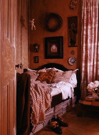 Bohemian Homes Casa Country, Eclectic Bedroom, Bedroom Red, Red Decor, Red Rooms, Up House, Red Walls, Red Interiors, Bohemian Home