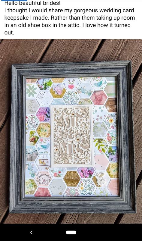 Diy Wedding Keepsakes, Wedding Card Keepsake, Wedding Dress Frame, Wedding Cards Keepsake, Wedding Card Craft, Old Greeting Cards, Wedding Renewal Vows, Collage Diy, Old Cards