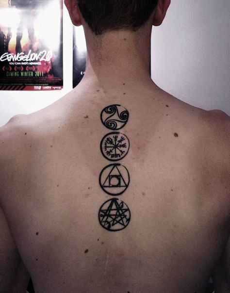 Philosophers Stone Tattoo, Philosopher Stone, Elephant Head Tattoo, Chess Piece Tattoo, Stone Symbol, Noir Tattoo, Stone Tattoo, Music Notes Tattoo, Pumpkin Tattoo