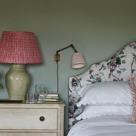 Jessica Buckley Interiors on Instagram: "We’re quite particular about bedside tables: we like them to be on the larger side, if space permits, so that there’s plenty of room for books, a glass of carafe of water, framed photographs & so forth, and we love to have a larger scale table lamp as well as a smaller wall light for reading. Chests of drawers tend to be our preference for bedside tables as not only do they provide storage but cover up plug sockets & cables from the table lamp, phone cha Chest Of Drawers Bedside Table, Chest Of Drawers As Bedside Table, Jessica Buckley, Lamp Phone, Small Wall Lights, Plug Sockets, Chests Of Drawers, Framed Photographs, Bedside Tables