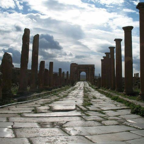 Roman road Ancient Egyptian Tombs, Ghost City, Roman Roads, Rome Antique, Ancient Origins, Ancient Rome, Ancient Romans, North Africa, Roman Empire