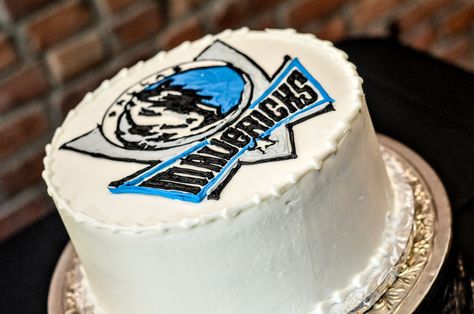 dallas mavericks wedding cake, groom cake, blue, black, white. dallas wedding photographer sports, fort worth, wedding, engagement, groom, plano 1013 Dallas Mavericks Cake, Milestone Cake, Basketball Cake, 30th Birthday Decorations, Groom Cake, Dallas Arboretum, Simple Wedding Cake, Creative Wedding Photography, Austin Wedding Photographer