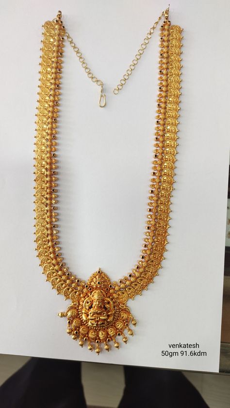 Mango Laxmi Haram Designs, Kaasu Mala Gold Haram Antique, Laxmi Kasula Haram Latest, Gold Jewels Design Long Necklace, Kasulu Peru Designs, Lakshmi Kasula Haram, Kaasu Mala Gold Haram, 40 Grams Gold Haram Designs, Long Haram Designs Indian