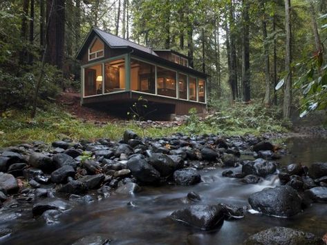 10 Summer Cabins from Members of the Remodelista Architect/Designer Directory - Remodelista Guest House Cottage, Creekside Cabin, Summer Cabins, Secluded Cabin, Tiny House Listings, A Cabin, Tiny Houses For Sale, Cabin In The Woods, Tiny House Plans