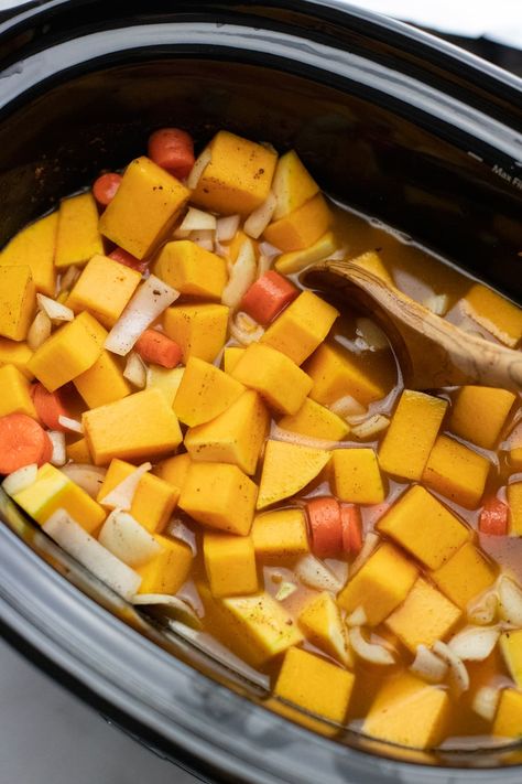 Chicken Soup Dumplings, Autumn Squash Soup Recipe, Autumn Squash Soup, Panera Autumn Squash Soup, Autumn Squash, Crock Pot Vegetables, Copycat Panera, Homemade Soups, Fall Produce