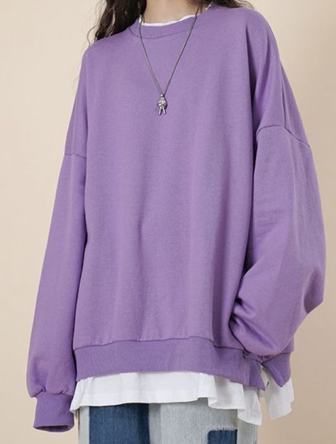 Oversized Sweater Purple, Lavander Sweatshirts Outfit, Cute Purple Hoodie, Oversized Purple Hoodie, Baggy Purple Outfit, Purple Tomboy Outfit, Dark Purple Hoodie Outfit, Lavender Sweatshirt Outfit, Purple Hoodie Aesthetic