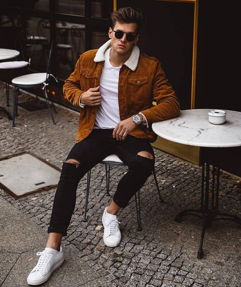 MEN FASHION INSPIRATION on Instagram: “Yes or no? 👎👍 . Follow @ohjetset 👈 now for more!  Outfit hero: @jf_maier” Herren Style, Mens Fashion Edgy, Stylish Men Casual, Mens Fashion Smart, Mens Fashion Inspiration, Winter Outfits Men, Mode Casual, Popular Mens Fashion, Mens Fashion Casual Outfits