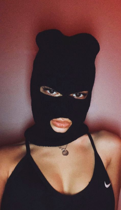 Playboy Aesthetic, Thug Girl, Mask Aesthetic, Girl Gang Aesthetic, Gangster Girl, Bad Girl Wallpaper, Badass Aesthetic, Mask Girl, Pastel Pink Aesthetic