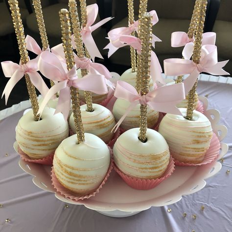 Rice Bar, Gourmet Apples, Chocolate Apples, Twins Baby, Twins Baby Shower, Pink Apple, Boho Baby Shower, Floral Baby Shower, Baking Ideas