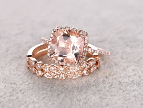 Cushion cut halo ring