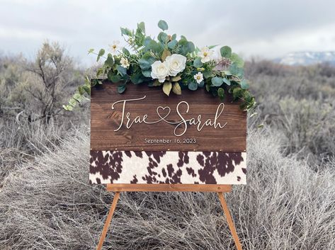 Rustic Cowhide Wedding Welcome Sign Wedding Welcome Sign - Etsy Cowhide Wedding, Wood Wedding Decor, Western Wedding Decorations, Wedding Sign Wood, Country Western Wedding, Western Themed Wedding, Welcome Wedding Sign, Welcome Sign Wedding, Decor Western