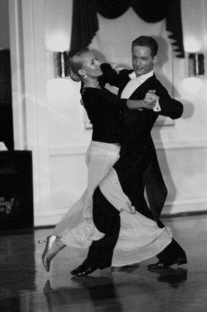 Ballroom Dancing Foxtrot Dance, Salsa Dance Lessons, Standard Dance, All About Dance, Ballroom Dancer, Ballroom Dance Latin, Latin Ballroom, Shall We Dance, Ballroom Dancing