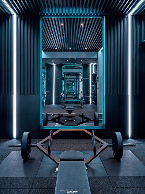 Gym Interior Design Ideas Fitness Studio, Gym Design Interior Modern, Club House Interior, Gym Ideas Design Commercial, Luxury Gym Interior, Black Gym Interior, High End Gym, Gym Room Design, Boutique Gym Design