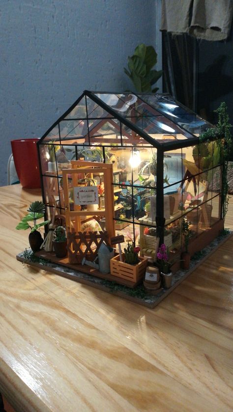 Robotime miniature model kit Diy Miniature House, Flower House, Miniature Diy, Miniature Houses, Miniature House, Miniature Model, Kit Homes, Model Kit, Miniatures