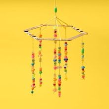 Pony Bead Wind Chime Popsicle Stick Wind Chime, Picnic Crafts, Summer Craft Ideas, Crafts Upcycling, Kids Camp, Snowflake Craft, Christmas Bookmarks, Project Steps, Summer Craft