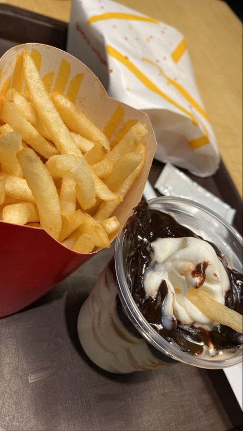 Fries And Ice Cream Aesthetic, Fries And Sundae, Fries Burger, Delicious Food Image, Eating Food Funny, Food Pic, Delicacy Food, Food Pics, Yummy Comfort Food