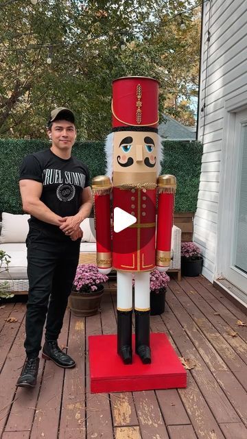 2,391 likes, 32 comments - izakusa em October 28, 2023: "Let’s make a 7ft tall nutcracker for Christmas! YouTube tutorial link in bio #christmas #christmascountdown #christmastree #christmasDIY #christmasdecor #christmastiktok #Christmas2023". Giant Nutcracker Diy How To Make, How To Make A Giant Nutcracker, How To Make Nutcracker Soldier, Diy Toy Soldier Christmas, Diy Outdoor Nutcracker, Nut Cracker Ideas, Diy Lifesize Nutcracker, Christmas Props Diy, Life Size Nutcracker Diy