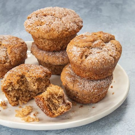 Applesauce Muffins Breakfast Puffs, Applesauce Muffin Recipe, Best Muffin Recipe, Cinnamon Sugar Muffins, Muffin Flavors, Vanilla Muffins, Applesauce Muffins, Muffin Streusel, Best Bread Recipe