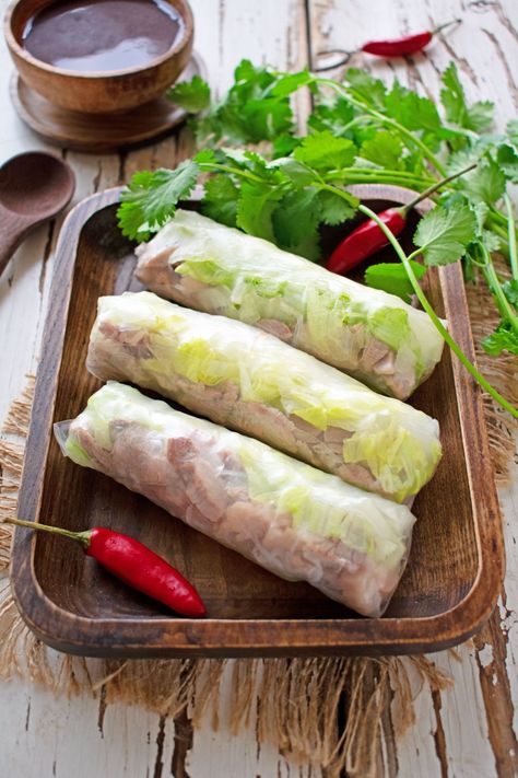 Budget Pork Rice Paper Rolls with Hoisin Sauce – Scruff & Steph Rice Paper Recipes Pork, Pork Rice Paper Rolls, Lemongrass Pork Chops, Islander Food, Thit Kho, Vietnamese Rice Paper Rolls, Lemongrass Pork, Asian Dumplings, Pork Spring Rolls