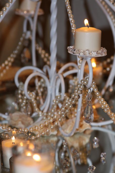 Gorgeous pearl & glass beaded chandelier with DIY instructions Chandelier With Pearls, Chandelier Candle Holder, Pearl Candle, Cheap Wedding Decorations, Pearl Chandelier, Candle Ideas, Chocolate Party, Pearls Diy, Spa Decor