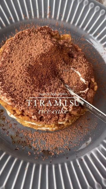 Plant Based Recipe on Instagram: "[🇩🇪/🇺🇸] 🇬🇧 A TIRAMISU INSPIRED RICE CAKE TOWER? Oh yeah!😍☕️ Credit By @marenmorereal . . . . ➡️ "Get New The Complete New Vegan Cookbook Over 100+ Vegan Recipes & Including 30-Day Meal Plan" LINK IN OUR BIO 🔗 @plant.based.recipe . . . . It’s so simple and the pure perfection for everyone who love rice cakes. The best is you can also use lentil cakes to bring more proteins into your diet!🙏🏻 GIVE IT A TRY! RECIPE 3 rice cakes LIQUID: 100ml coffee (+ swee Lentil Cakes, Lentil Cake, Plant Based Recipe, Cake Tower, Vegan Cookbook, The Pure, Rice Cakes, Gluten Free Baking, The Cream