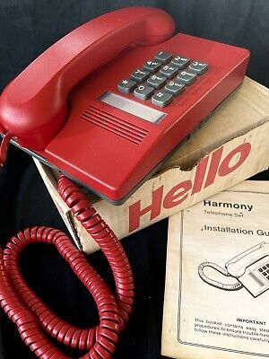 Vintage RED Touch Tone Phone GTE Harmony G304 Desk Wall Telephone UnUsed in Box | eBay Corded Phone Aesthetic, 80s Phone Aesthetic, Retro Phone Aesthetic, Touch Tone Telephone, 80s Phone, Retro Room Ideas, Wall Telephone, Motherhood Books, Old School Phone