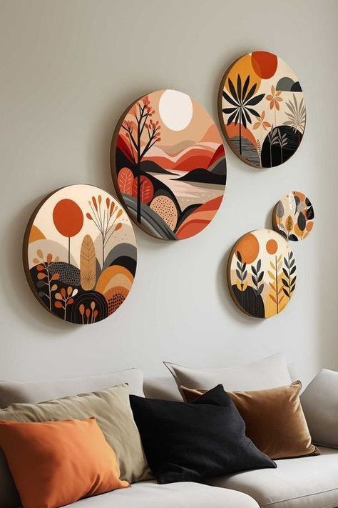 Diy Poster Painting, Cardboard Wall Decor Diy Aesthetic, Diy Canvas Abstract Art, Round Art Painting, Plate Painting Designs, Colorful Room Decor Ideas, Painting Ideas For Living Room Walls, Round Canvas Ideas, Wall Plate Painting Ideas