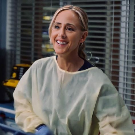 Teddy Altman, Kim Raver, Mark Sloan, Grays Anatomy, Dance It Out, Medical Aesthetic, Private Practice, Grey Baby, Saint James