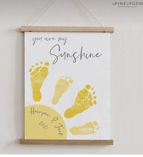 Baby Footprint Crafts, Baby Art Crafts, Baby Footprint Art, Baby Art Projects, Footprint Crafts, Baby Footprint, Toddler Arts And Crafts, Footprint Art, Foot Print