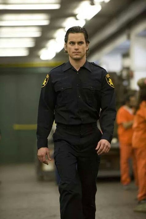 Neal Caffrey escaping prison Marsha Thomason, Captin America, Willie Garson, The Normal Heart, Neal Caffrey, Prison Guard, Prison Break, Matt Bomer, Christian Grey